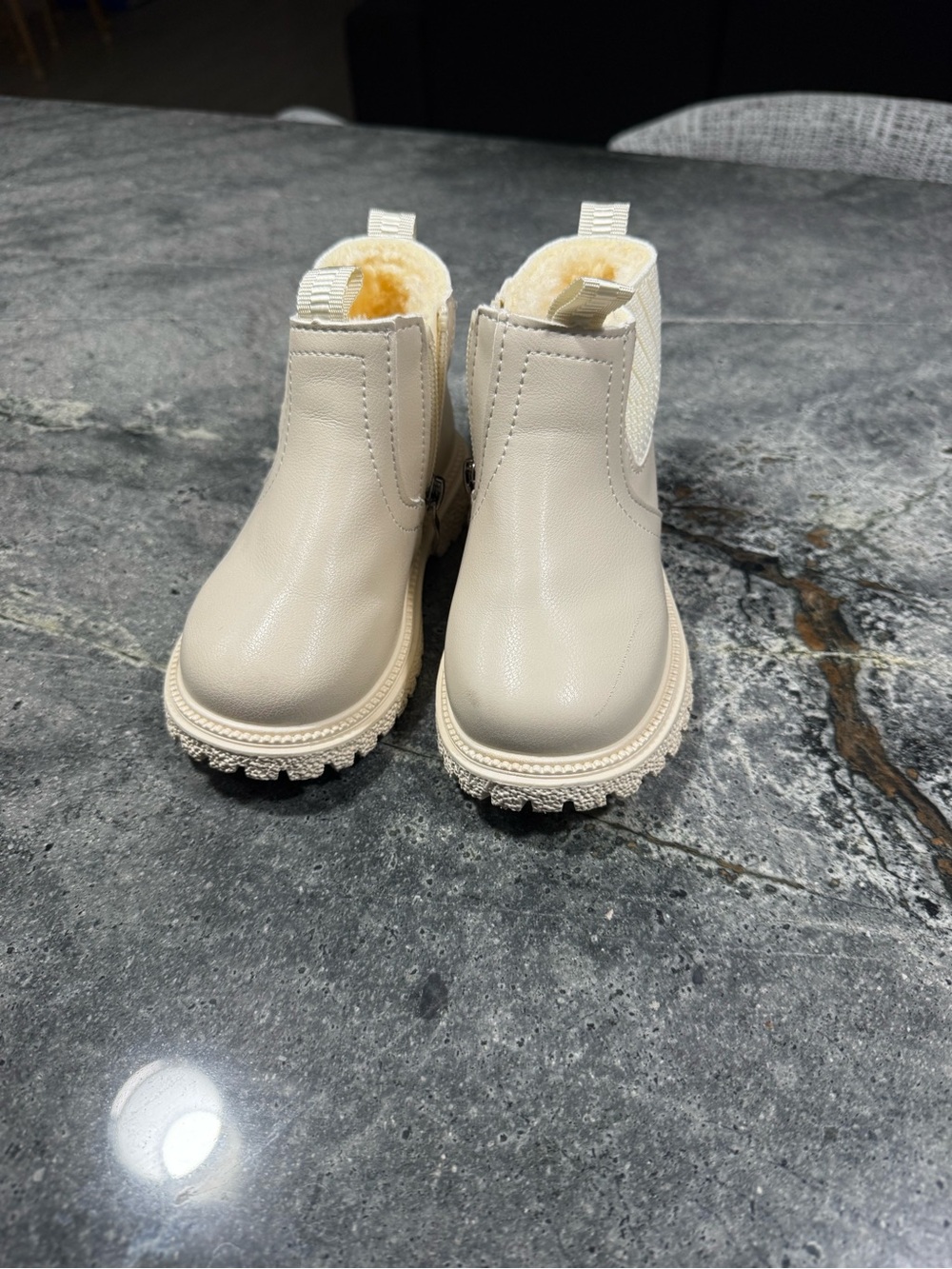 Kids Cream Faux-Leather Chelsea Boots with Plush Lining